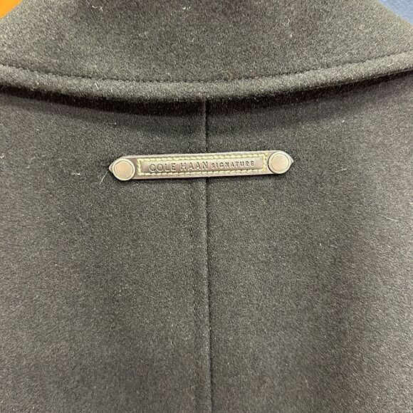 Men’s Reversible Cole Haan Coat - Picture 4 of 7